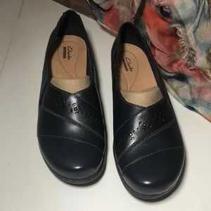 Clarks Evianna Fig Women’s New Navy Leather Flats 11W